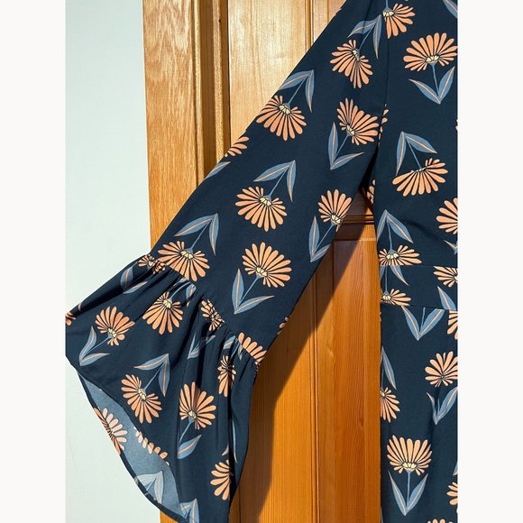 Modcloth Navy Floral Through The Bluebells Bell-Sleeve Empire-Waist Dress size M - Picture 3 of 5